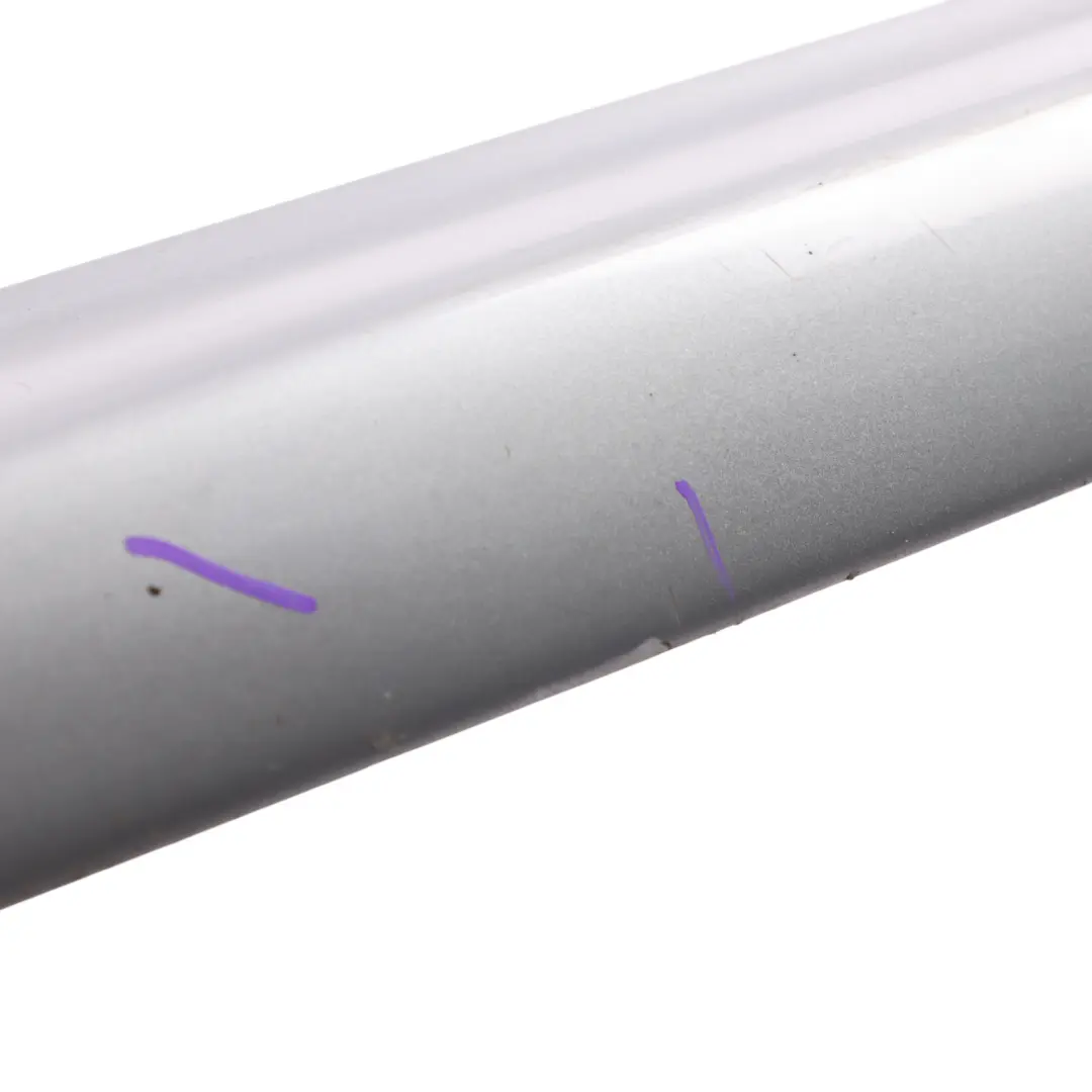 Door Lower Strip Moulding Right O/S Avus Silver-Y7J to Audi A4 B7 Rear with Part number 8E0853970D Audi A4 B7 Rear Door Lower Strip Moulding Right O/S Avus Silver-Y7J - SKU 8E0853970D-AVS - Part number 8E0853970D