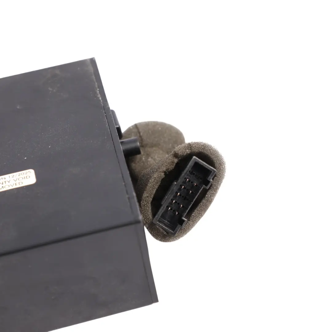 Audi A3 8P A4 B7 Vano Portaoggetti Connettore Interfaccia Ipod - SKU 8E0857925C - Numero di parte 8E0857925C