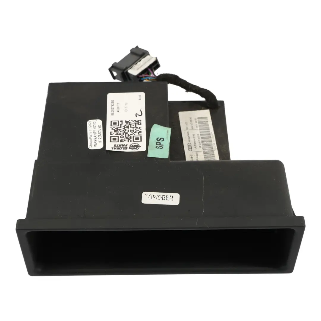 Ipod Schnittstelle Multimedia Ablagefach für Audi A3 8P TT 8J A4 B7 mit Teilenummer 8E0857925G Audi A3 8P TT 8J A4 B7 Ipod Schnittstelle Multimedia Ablagefach - SKU 8E0857925G - Teilenummer 8E0857925G