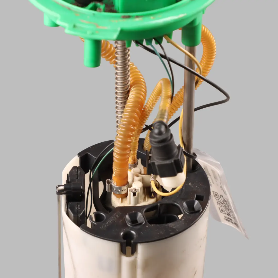 Pump Tank Sender Pump Unit 2.0 Petrol to Audi A4 B7 Fuel with Part number 8E0919051CN Audi A4 B7 Fuel Pump Tank Sender Pump Unit 2.0 Petrol - SKU 8E0919051CN - Part number 8E0919051CN