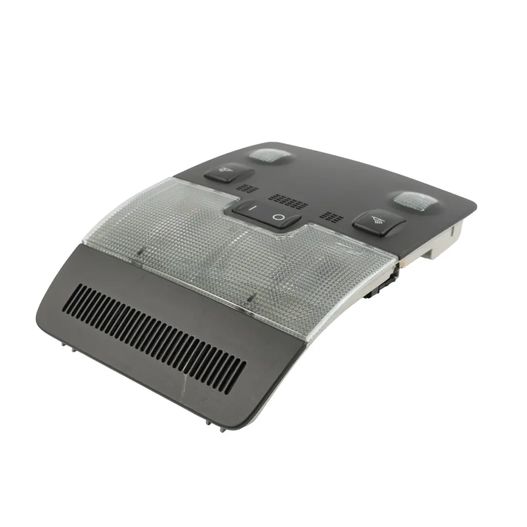 Panel Lampka Kabiny Oświetlenie Wnętrza Czarny do Audi A4 B7 o numerze 8E0947135 Audi A4 B7 Panel Lampka Kabiny Oświetlenie Wnętrza Czarny - SKU 8E0947135 - Numer Części 8E0947135