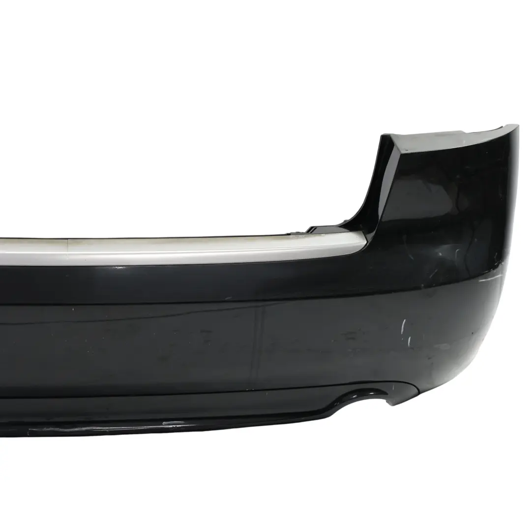 Zderzak Tylny Phantom Black Czarny - Z9Y do Audi A4 B7 o numerze 8E5807303 Audi A4 B7 Zderzak Tylny Phantom Black Czarny - Z9Y - SKU 8E5807303-PHB - Numer Części 8E5807303