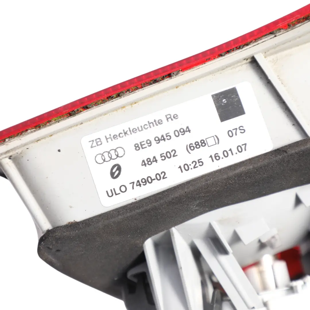 Audi A4 B7 Avant Rear Tailight Lamp Trunk Lid Tailgate Inner Right O/S - SKU 8E9945094-1 - Part number 8E9945094