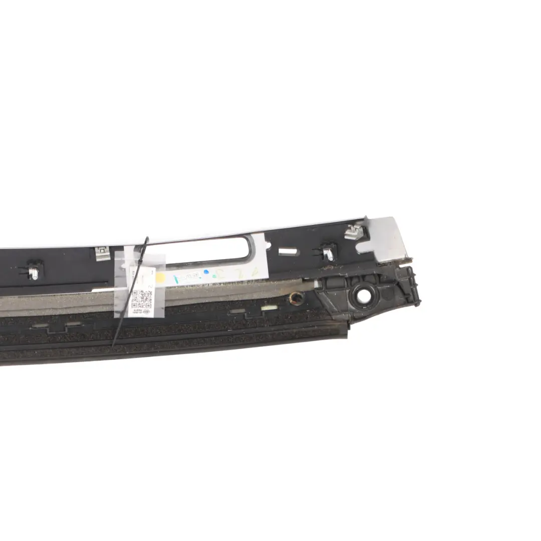 Audi A5 8F Cabrio Pare-Brise Moulure Supérieure Bande Argent Glacé X7W - SKU 8F0853829F-ICS - Numéro de pièce 8F0853829F