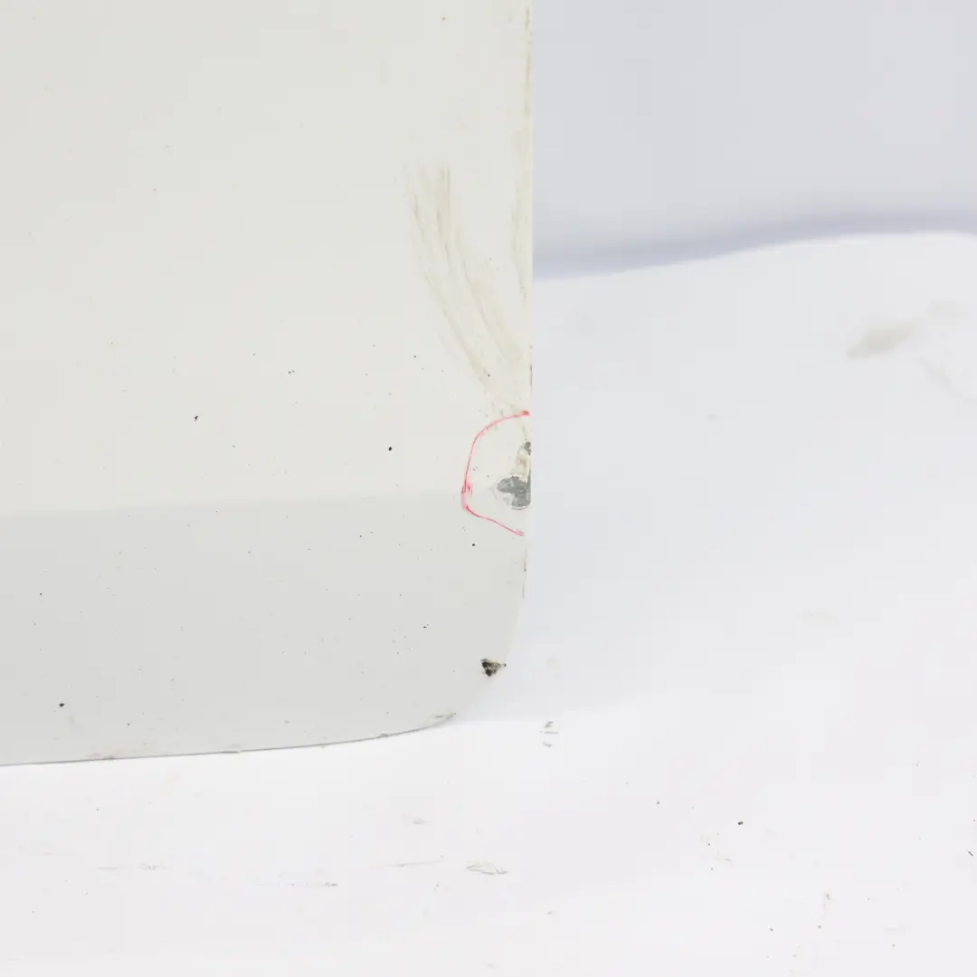 Tapa Puerta Delantera Derecha Ibis White Blanco - Y9C para Audi TT 8J con número de pieza 8J0831052A Audi TT 8J Tapa Puerta Delantera Derecha Ibis White Blanco - Y9C - SKU 8J0831052A-IWH - Número de pieza 8J0831052A