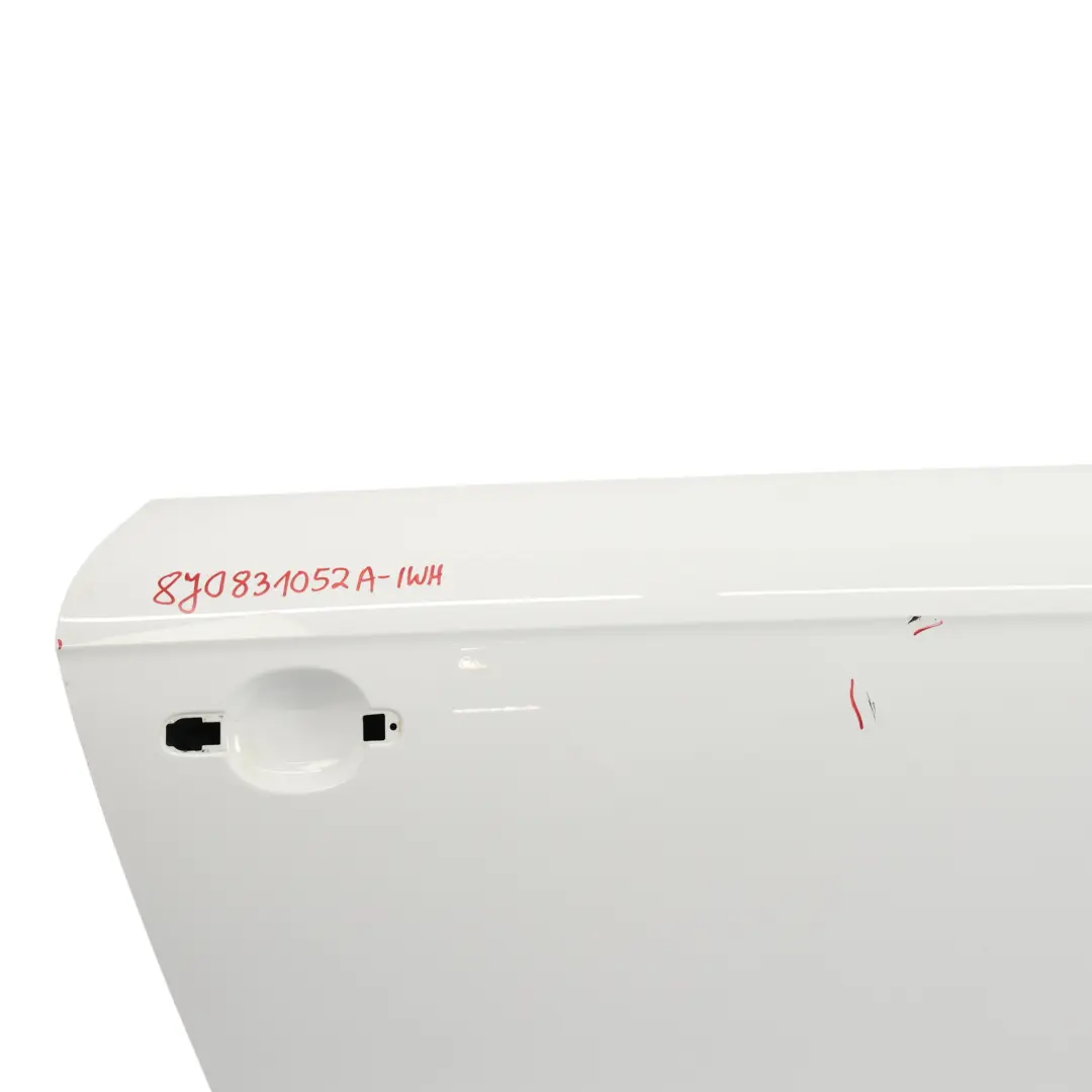 Tapa Puerta Delantera Derecha Ibis White Blanco - Y9C para Audi TT 8J con número de pieza 8J0831052A Audi TT 8J Tapa Puerta Delantera Derecha Ibis White Blanco - Y9C - SKU 8J0831052A-IWH - Número de pieza 8J0831052A