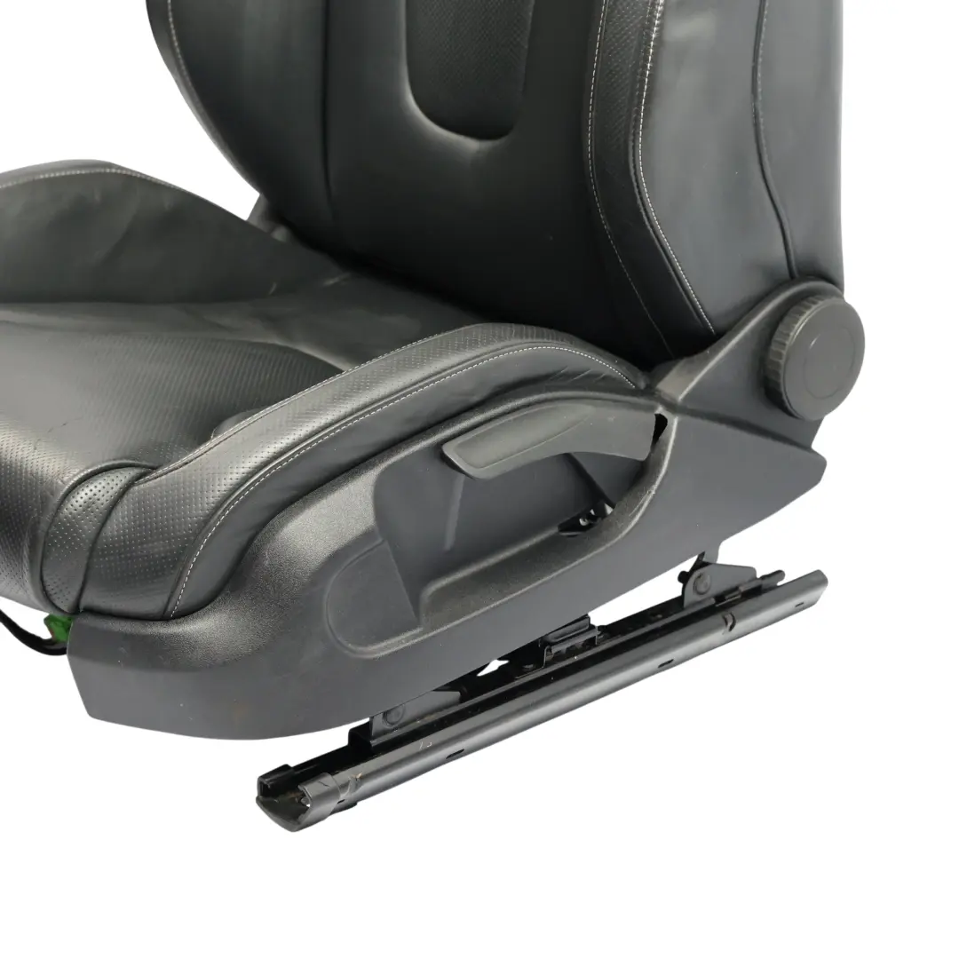 TTRS 8J Coupé Siège Avant Gauche Chauffant En Cuir Feinnappa Soul Black pour Audi à propos du numéro de pièce 8J8881805AC Audi TTRS 8J Coupé Siège Avant Gauche Chauffant En Cuir Feinnappa Soul Black - SKU 8J8881805AC-2 - Numéro de pièce 8J8881805AC