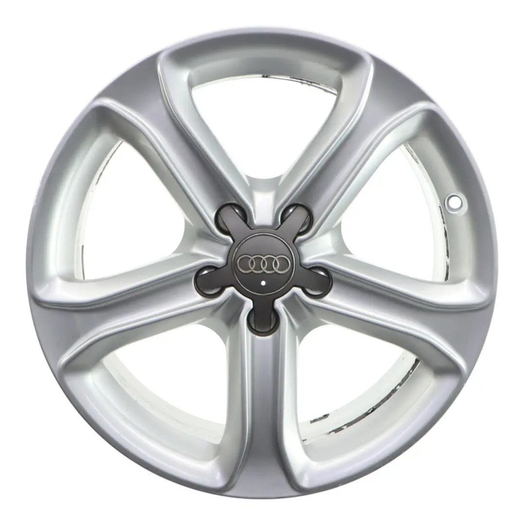 8K Felga Aluminiowa Srebrna 17" ET:45 7,5J do Audi A4 B8 o numerze 8K0601025CE Audi A4 B8 8K Felga Aluminiowa Srebrna 17" ET:45 7,5J - SKU 8K0601025CE-1 - Numer Części 8K0601025CE