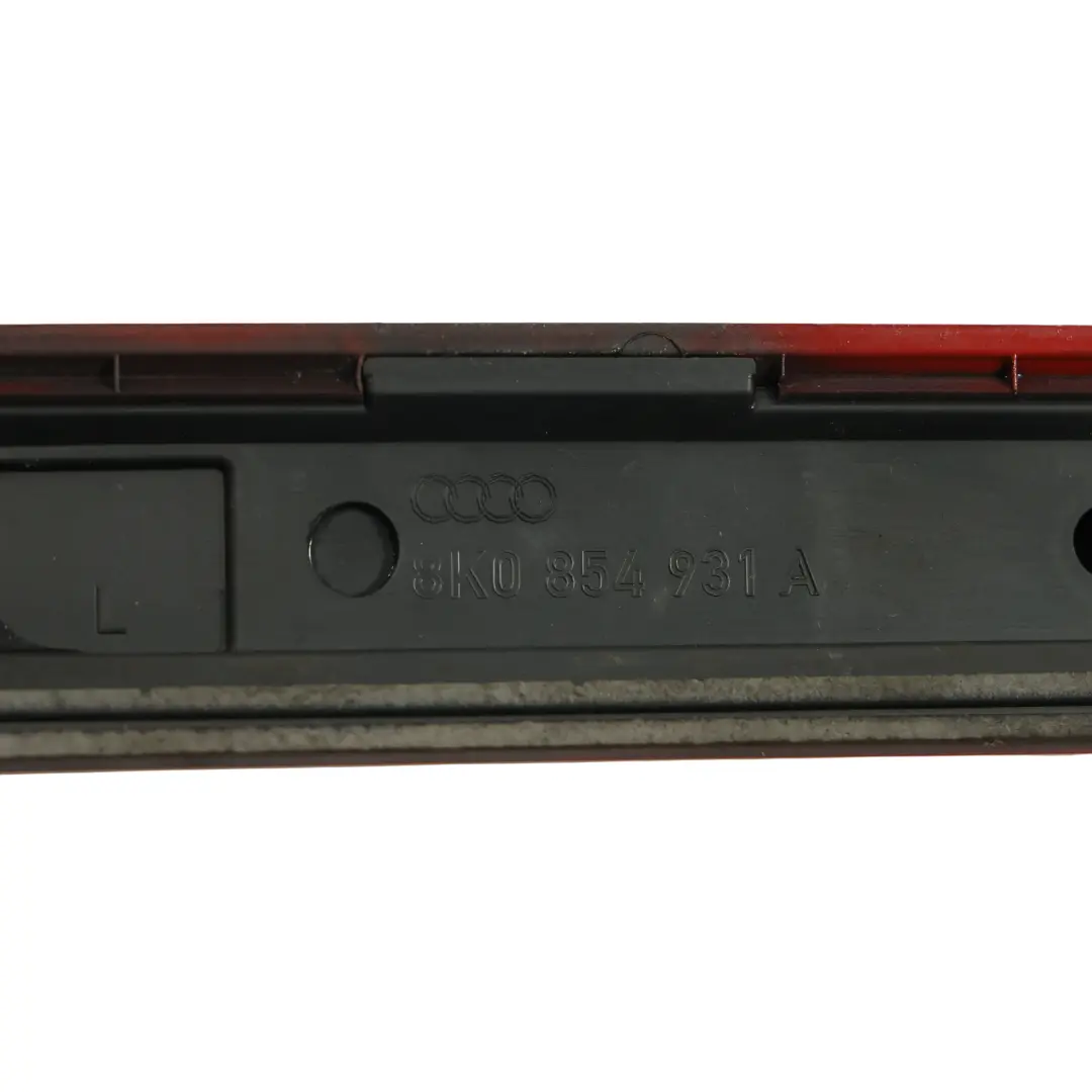 Striscia Della Gonna Laterale Sinistra Misano Red Pearl - Z3M per Audi A4 S4 B8 con numero di parte 8K0854931A Audi A4 S4 B8 Striscia Della Gonna Laterale Sinistra Misano Red Pearl - Z3M - SKU 8K0854931A-MRE - Numero di parte 8K0854931A