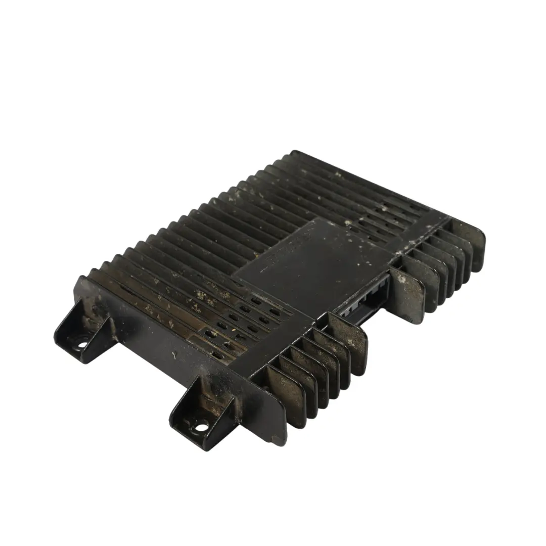 8L BOSE Sound Amplifier Unit Module Control ECU to Audi A3 with Part number 8L0035223 Audi A3 8L BOSE Sound Amplifier Unit Module Control ECU - SKU 8L0035223 - Part number 8L0035223