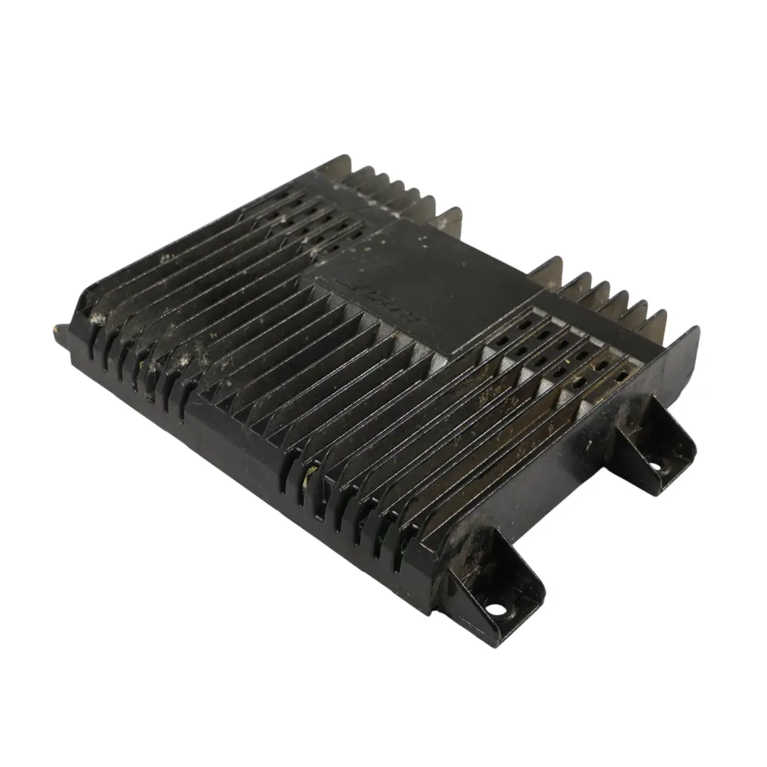 8L Modulo Di Controllo Dell'Unità Amplificatore Audio BOSE per Audi A3 con numero di parte 8L0035223 Audi A3 8L Modulo Di Controllo Dell'Unità Amplificatore Audio BOSE - SKU 8L0035223 - Numero di parte 8L0035223