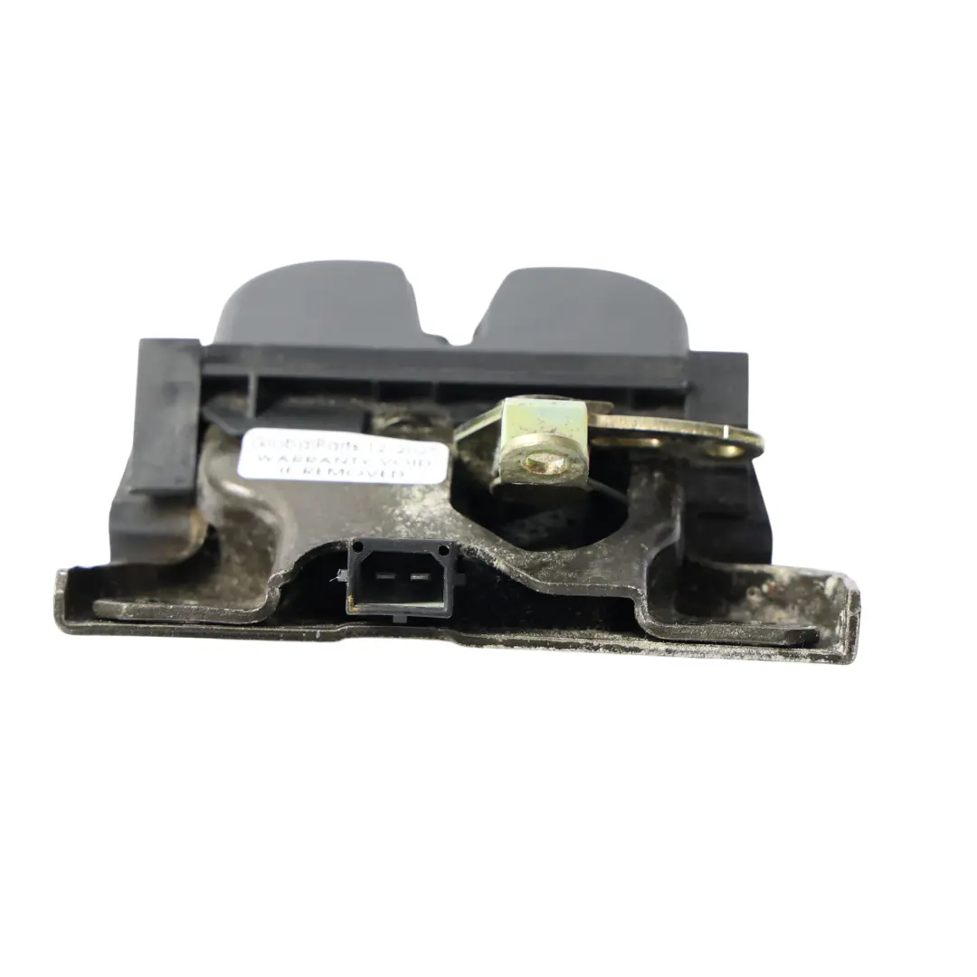 8L Zamek Rygiel Klapy Bagażnika Tyl do Audi A3 o numerze 8L0827520C Audi A3 8L Zamek Rygiel Klapy Bagażnika Tyl - SKU 8L0827520C - Numer Części 8L0827520C