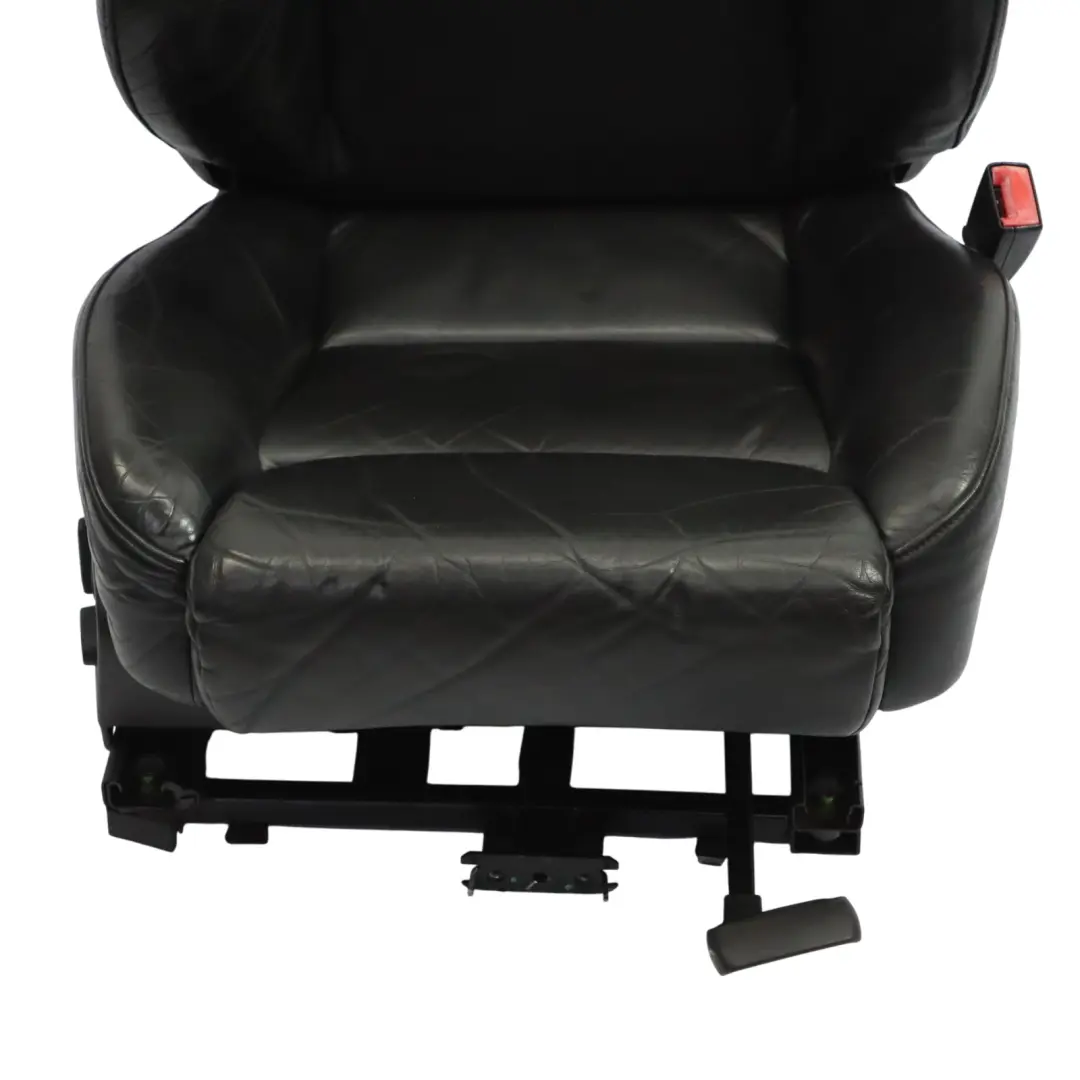 8L 3 Drzwi Fotel Recaro Kubełkowy Prawy Przód Skóra Czarna Nappa do Audi S3 o numerze 8L3881802H Audi S3 8L 3 Drzwi Fotel Recaro Kubełkowy Prawy Przód Skóra Czarna Nappa - SKU 8L3881802H-1 - Numer Części 8L3881802H