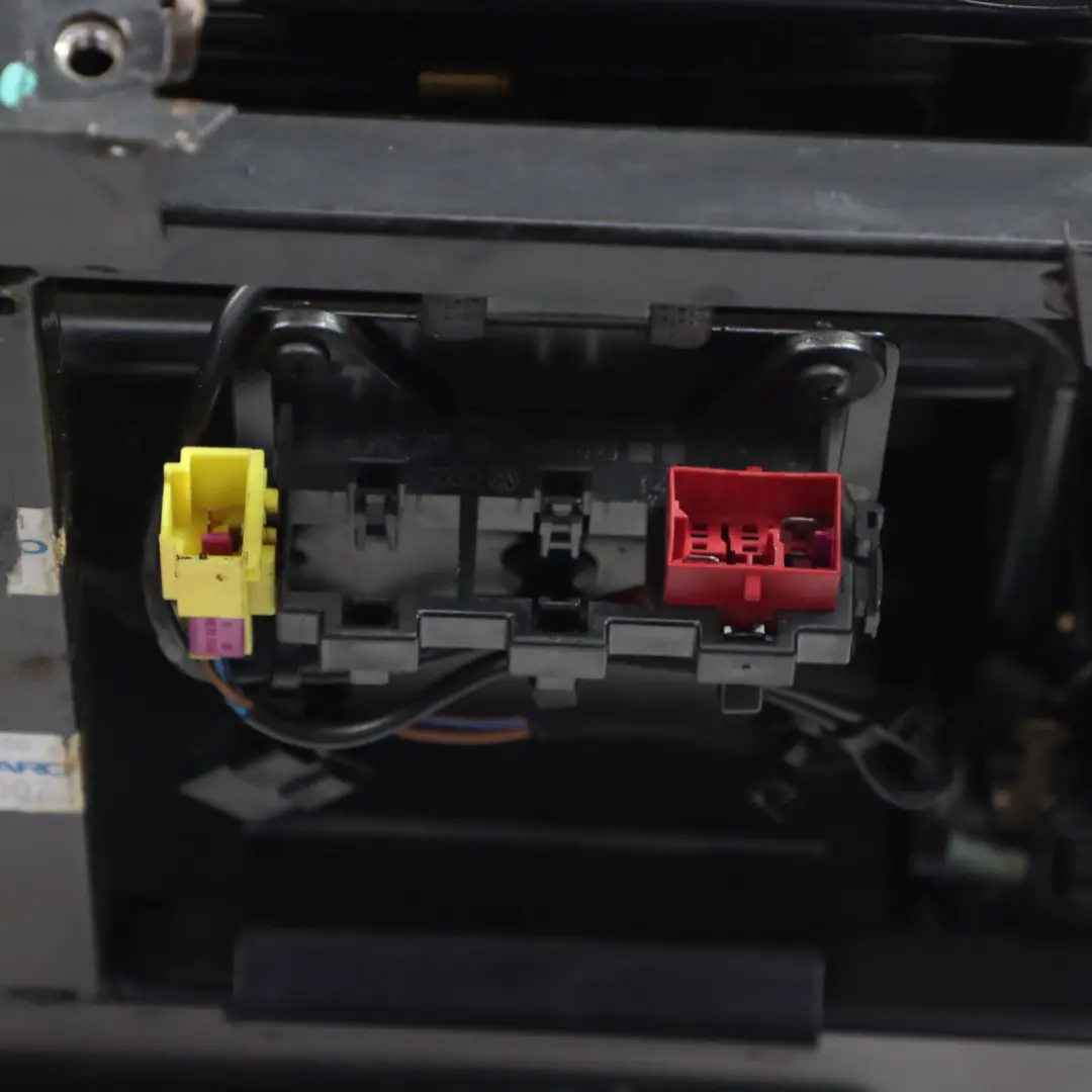 8L 3Dr Seat Recaro Bucket Anteriore Sinistro Nero Pelle Nappa per Audi S3 con numero di parte 8L3881801H Audi S3 8L 3Dr Seat Recaro Bucket Anteriore Sinistro Nero Pelle Nappa - SKU 8L3881801H-1 - Numero di parte 8L3881801H