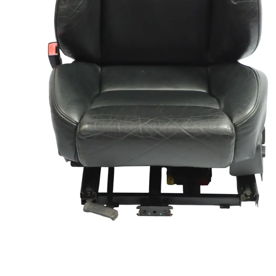 8L 3Dr Seat Recaro Bucket Anteriore Sinistro Nero Pelle Nappa per Audi S3 con numero di parte 8L3881801H Audi S3 8L 3Dr Seat Recaro Bucket Anteriore Sinistro Nero Pelle Nappa - SKU 8L3881801H-1 - Numero di parte 8L3881801H