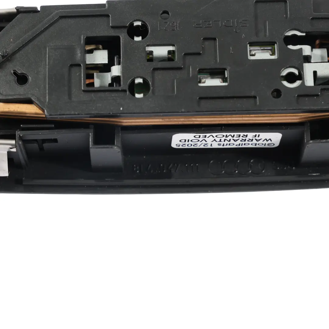 8L Interior Roof Light Lamp Unit Panel Rear Black to Audi A3 S3 with Part number 8L4947111 Audi A3 S3 8L Interior Roof Light Lamp Unit Panel Rear Black - SKU 8L4947111 - Part number 8L4947111