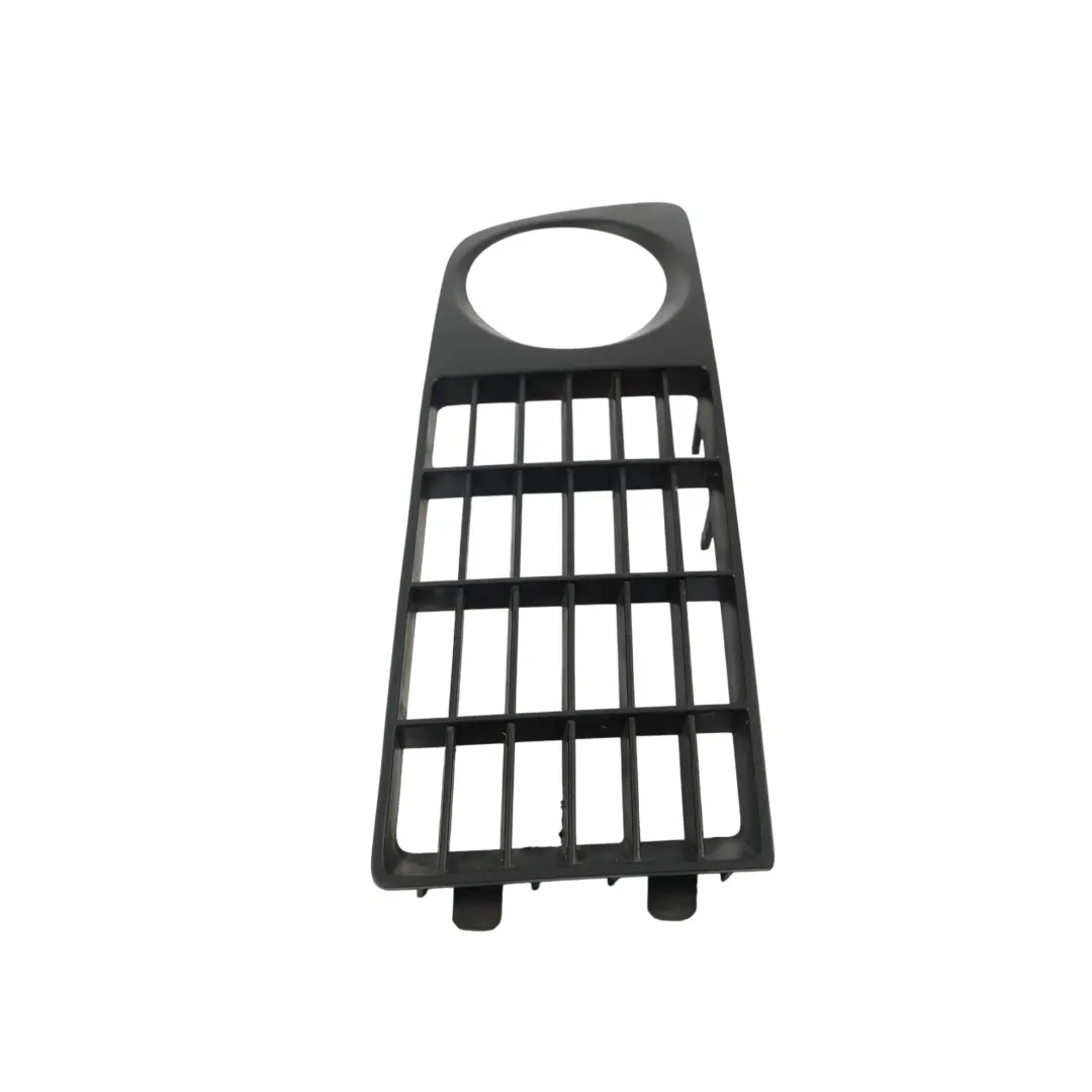 Audi A3 8L Delantero Rejilla Cubre Faros Soporte Inferior Derecho - SKU 8L9807682 - Número de pieza 8L9807682