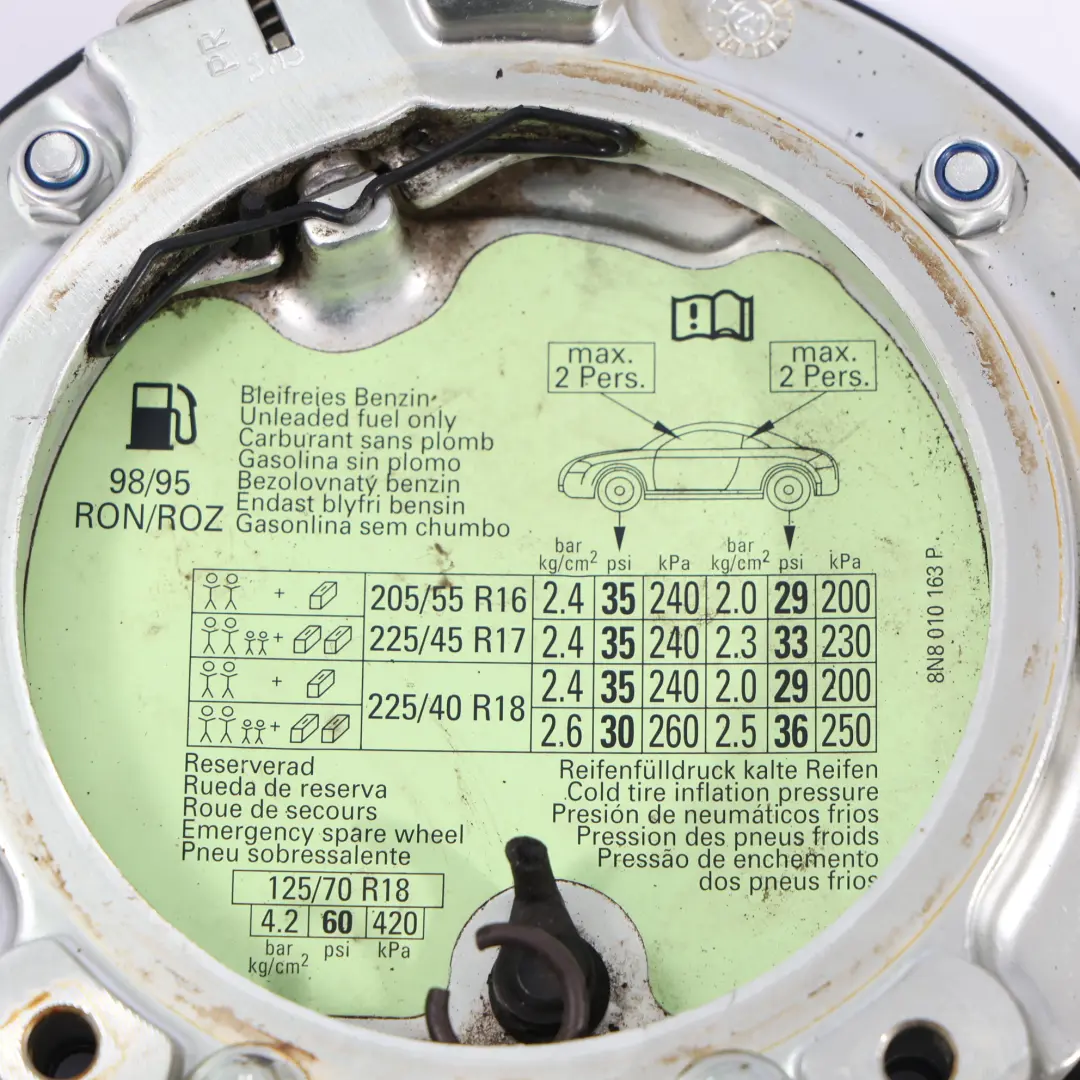 8N Klapka Osłona Wlewu Paliwa Siłownik Aluminium do Audi TT o numerze 8N0809905B Audi TT 8N Klapka Osłona Wlewu Paliwa Siłownik Aluminium - SKU 8N0809905B-1 - Numer Części 8N0809905B