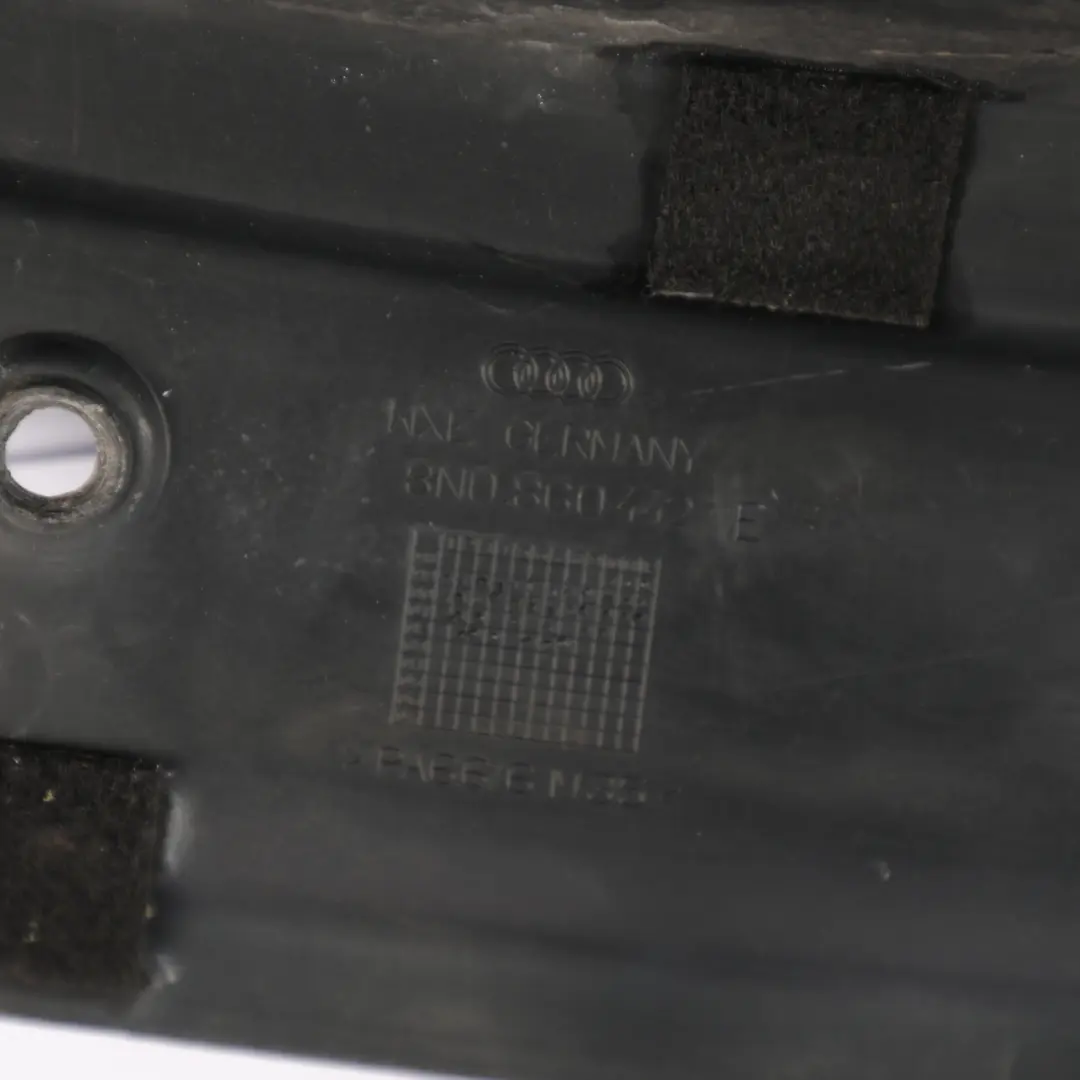 8N Cache De Panneau Avant Droit Côté Passager pour Audi TT à propos du numéro de pièce 8N0860442E Audi TT 8N Cache De Panneau Avant Droit Côté Passager - SKU 8N0860442E - Numéro de pièce 8N0860442E