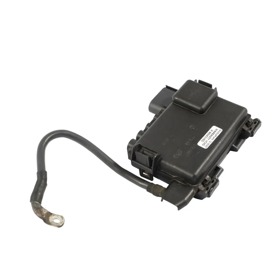 8N Battery Fuse Box Power Distribution to Audi TT with Part number 8N0937550A Audi TT 8N Battery Fuse Box Power Distribution - SKU 8N0937550A - Part number 8N0937550A