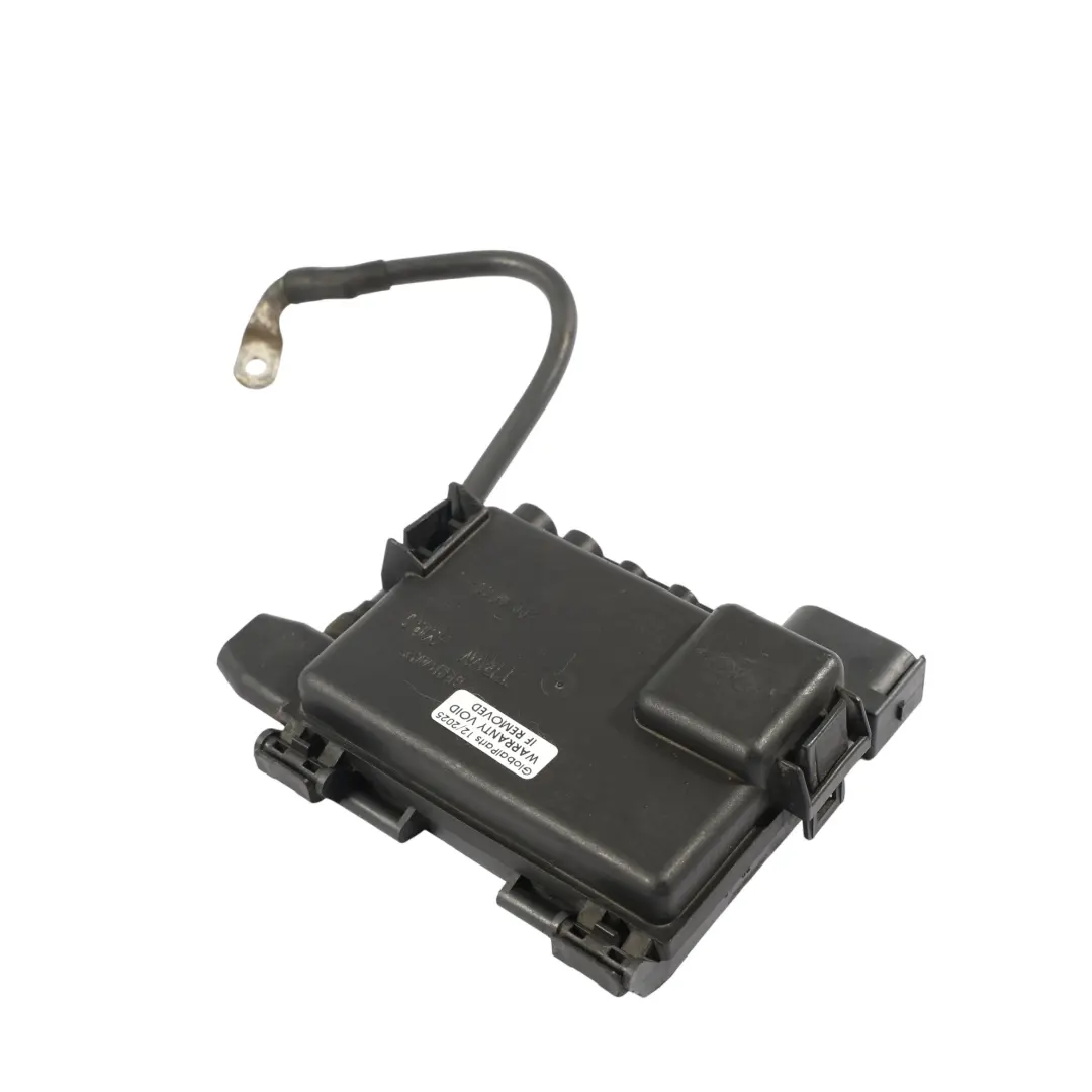 8N Caja De Fusibles De La Batería Distribución De Energía para Audi TT con número de pieza 8N0937550A Audi TT 8N Caja De Fusibles De La Batería Distribución De Energía - SKU 8N0937550A - Número de pieza 8N0937550A