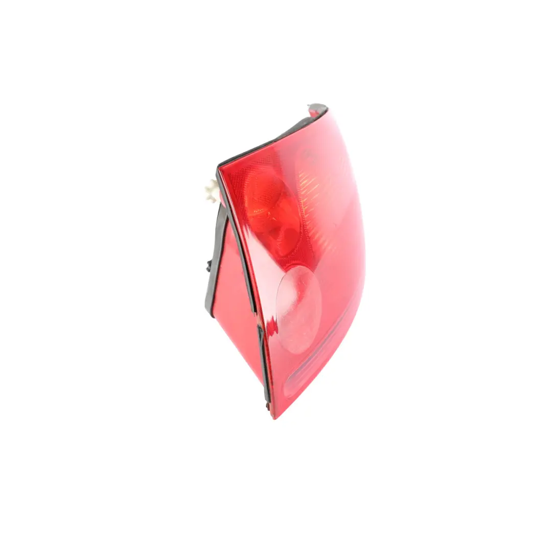 8N Mk1 Tail Light Cluster Rear Right O/S to Audi TT with Part number 8N0945096A Audi TT 8N Mk1 Tail Light Cluster Rear Right O/S - SKU RHD-8N0945096A-1 - Part number 8N0945096A