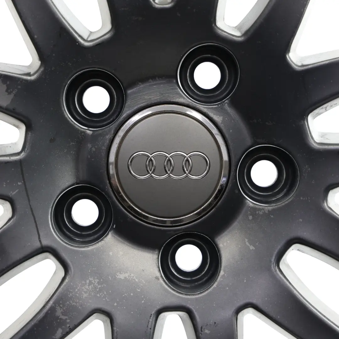 Llanta Aleación Plata 18" 7,5J ET:55 8P0601025C para Audi A3 8P con número de pieza 8P0601025BC Audi A3 8P Llanta Aleación Plata 18" 7,5J ET:55 8P0601025C - SKU 8P0601025BC-1 - Número de pieza 8P0601025BC