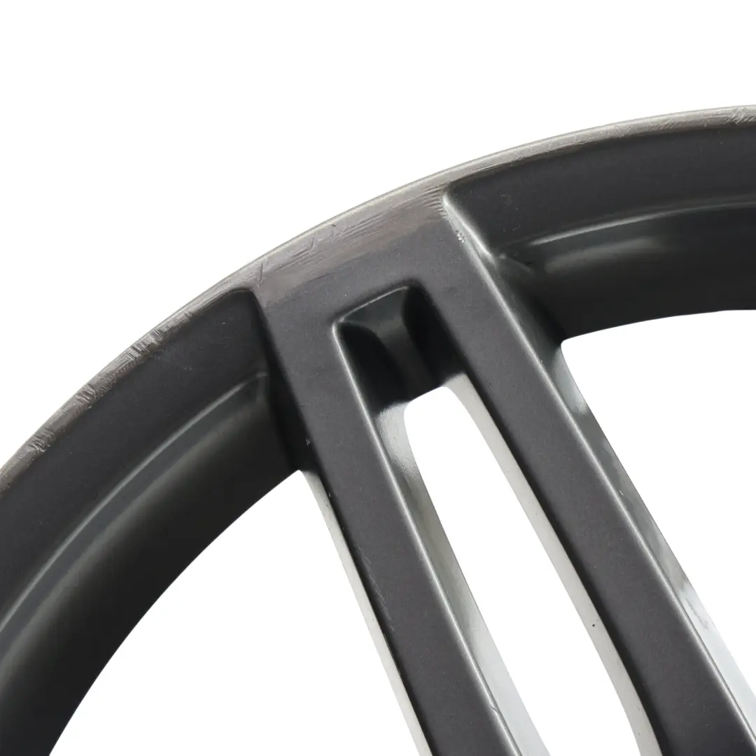 Jante Alliage Argentée 18" 7,5J ET:55 8P0601025C pour Audi A3 8P à propos du numéro de pièce 8P0601025BC Audi A3 8P Jante Alliage Argentée 18" 7,5J ET:55 8P0601025C - SKU 8P0601025BC-2 - Numéro de pièce 8P0601025BC