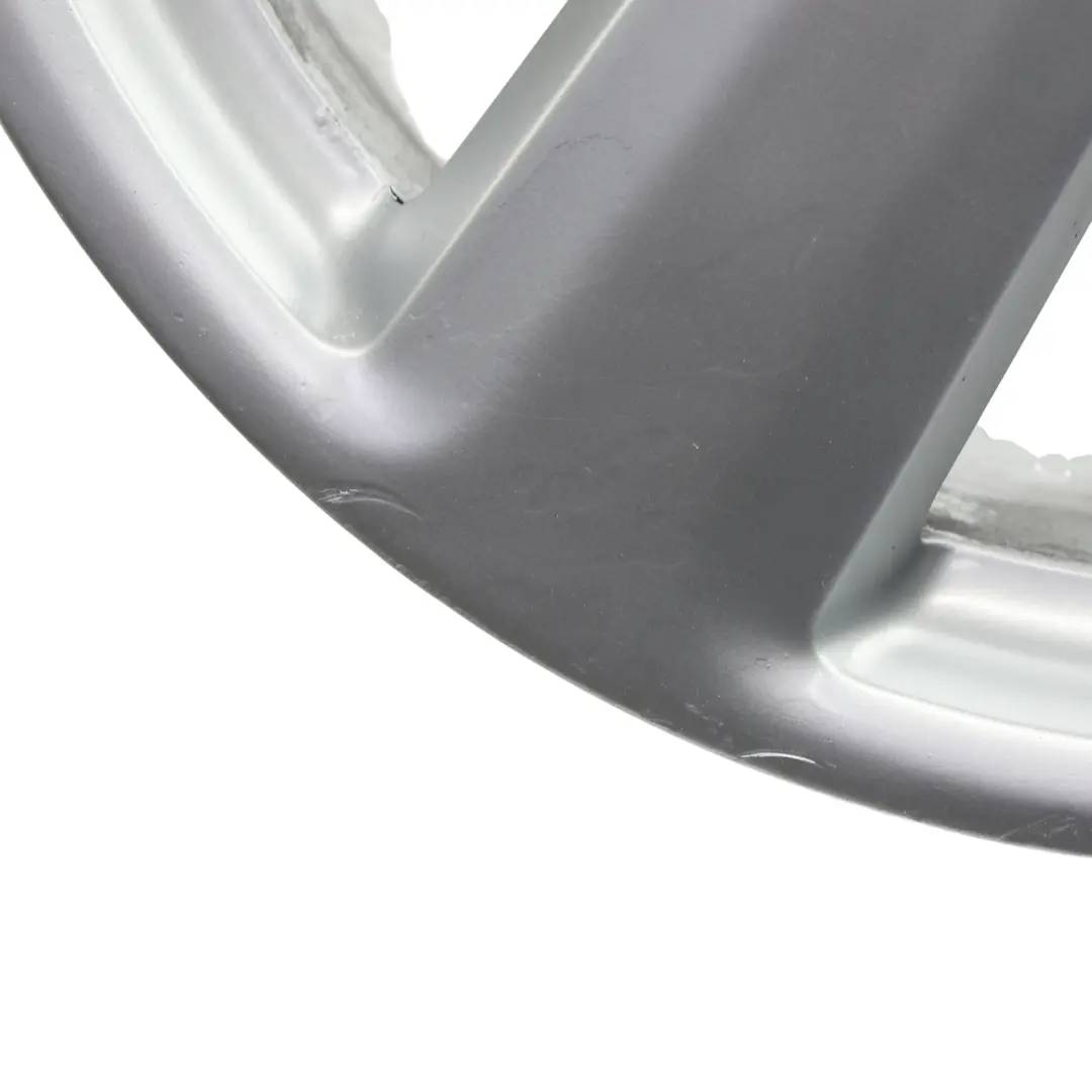 Silberne Leichtmetall felge 18" ET:54 7,5J für Audi A3 8P mit Teilenummer 8P0601025S Audi A3 8P Silberne Leichtmetall felge 18" ET:54 7,5J - SKU 8P0601025S-1 - Teilenummer 8P0601025S