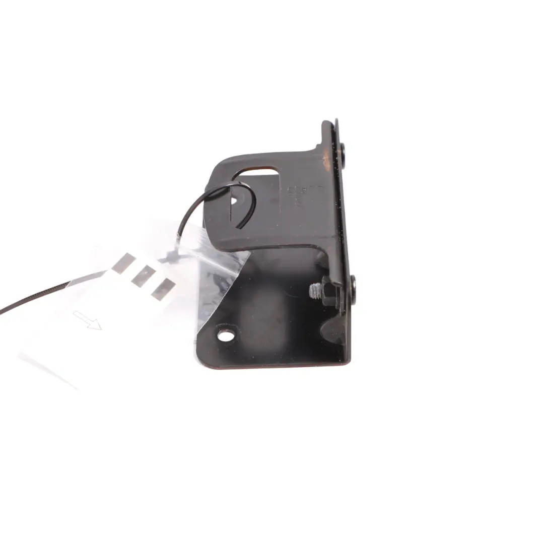 Gancho Amarre Maletero Trasero Izquierdo Derecho para Audi A3 RS3 8P con número de pieza 8P0803851K Audi A3 RS3 8P Gancho Amarre Maletero Trasero Izquierdo Derecho - SKU 8P0803851K - Número de pieza 8P0803851K