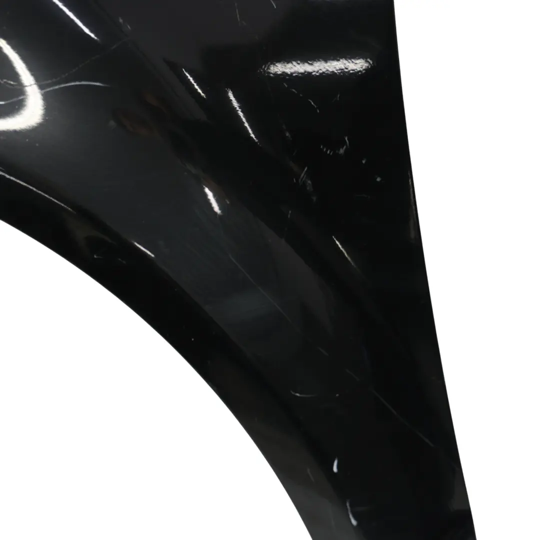 Seitenverkleidung Vorne Links Kotflügel Phantom Schwarz - Z9Y für Audi RS3 8P mit Teilenummer 8P0821021B Audi RS3 8P Seitenverkleidung Vorne Links Kotflügel Phantom Schwarz - Z9Y - SKU 8P0821021B-PHB - Teilenummer 8P0821021B