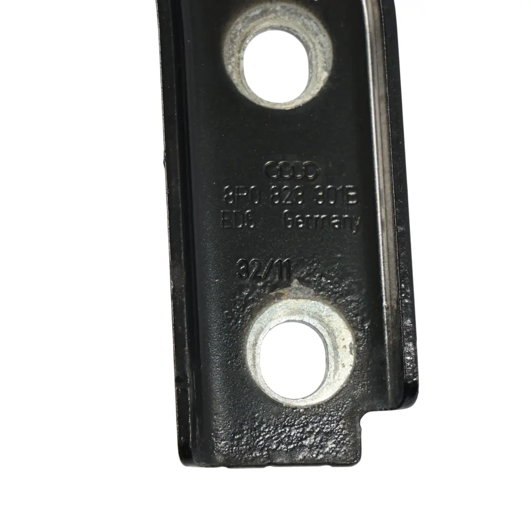 Motorhauben Scharnier Vorne Links Phantom Schwarz - Z9Y für Audi A3 8P mit Teilenummer 8P0823301B Audi A3 8P Motorhauben Scharnier Vorne Links Phantom Schwarz - Z9Y - SKU 8P0823301B-PHB - Teilenummer 8P0823301B