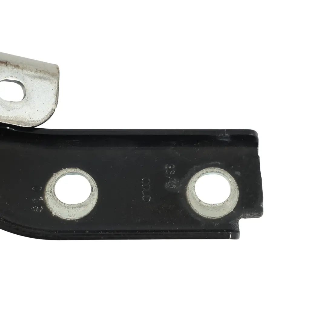 Motorhaubenscharnier Vorne Rechts Phantom Schwarz - Z9Y für Audi A3 8P mit Teilenummer 8P0823302B Audi A3 8P Motorhaubenscharnier Vorne Rechts Phantom Schwarz - Z9Y - SKU 8P0823302B-PHB - Teilenummer 8P0823302B