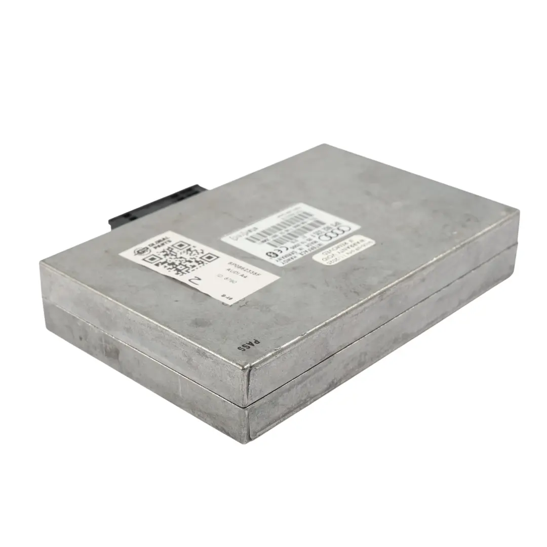 Sterownik Moduł Bluetooth do Audi A3 8P A4 B7 o numerze 8P0862335F Audi A3 8P A4 B7 Sterownik Moduł Bluetooth - SKU 8P0862335F - Numer Części 8P0862335F