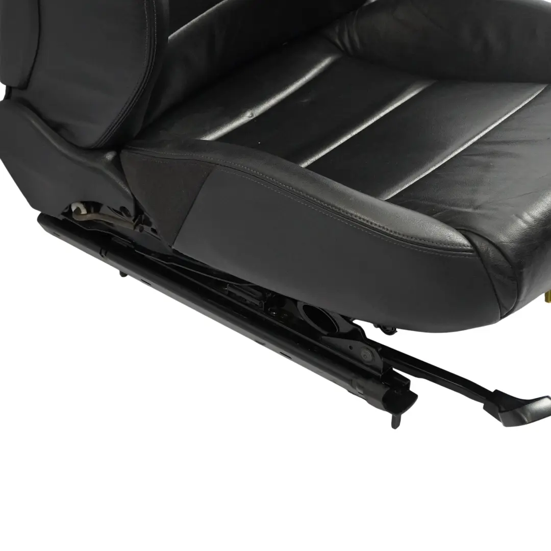 Sportback Sedile Anteriore Sinistro S-Line Pelle Vienna Soul Nero per Audi A3 8P con numero di parte 8P0881805CF Audi A3 8P Sportback Sedile Anteriore Sinistro S-Line Pelle Vienna Soul Nero - SKU 8P0881805CF-1 - Numero di parte 8P0881805CF