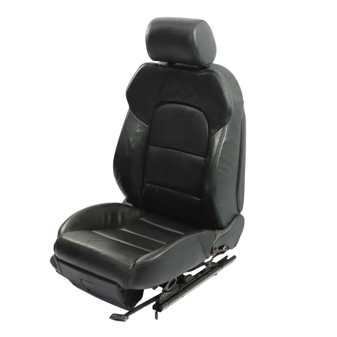 Sportback Asiento Delantero Derecho S-Line Cuero Vienna Soul Negro para Audi A3 8P con número de pieza 8P0881806CF Audi A3 8P Sportback Asiento Delantero Derecho S-Line Cuero Vienna Soul Negro - SKU 8P0881806CF - Número de pieza 8P0881806CF