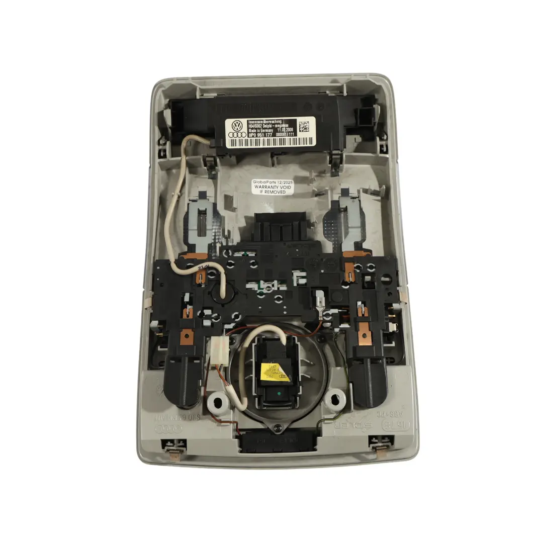 Audi A3 8P Lampka Podsufitki Oświetlenie Kabiny Przód - SKU 8P0951177-6 - Numer Części 8P0951177