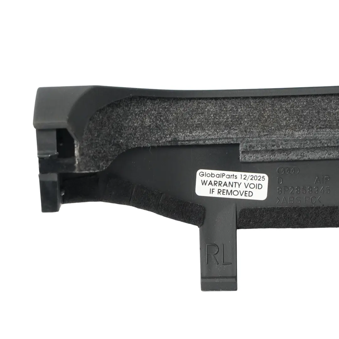 Pannello Superiore Rivestimento Padiglione Colonna Sterzo per Audi A3 P8 con numero di parte 8P2858345 Audi A3 P8 Pannello Superiore Rivestimento Padiglione Colonna Sterzo - SKU 8P2858345 - Numero di parte 8P2858345