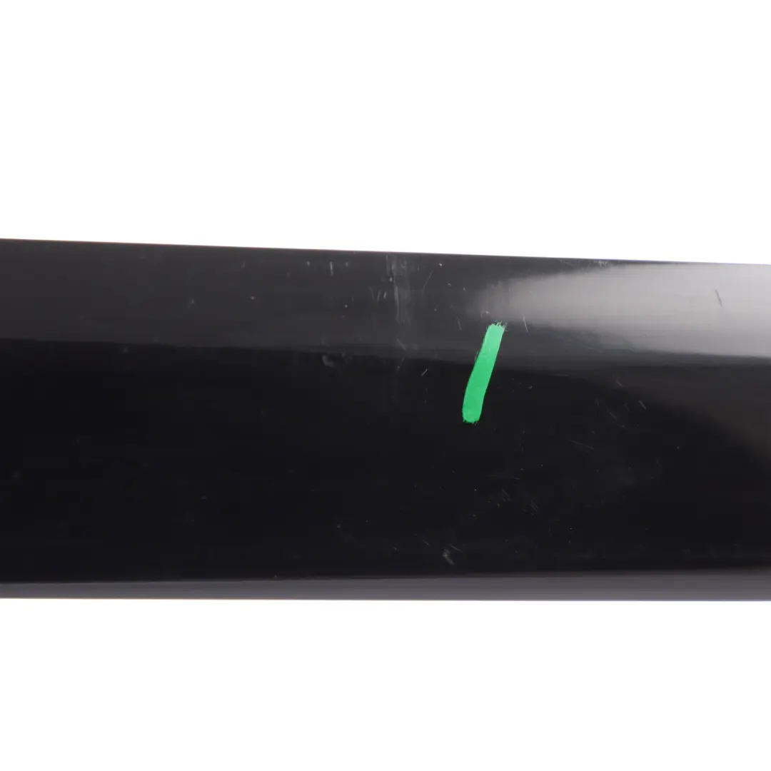 Puerta Delantera Cubre Panel Izquierdo Brilliant Black-Y9B para Audi A3 8P con número de pieza 8P3853953D Audi A3 8P Puerta Delantera Cubre Panel Izquierdo Brilliant Black-Y9B - SKU 8P3853953D-BBL - Número de pieza 8P3853953D