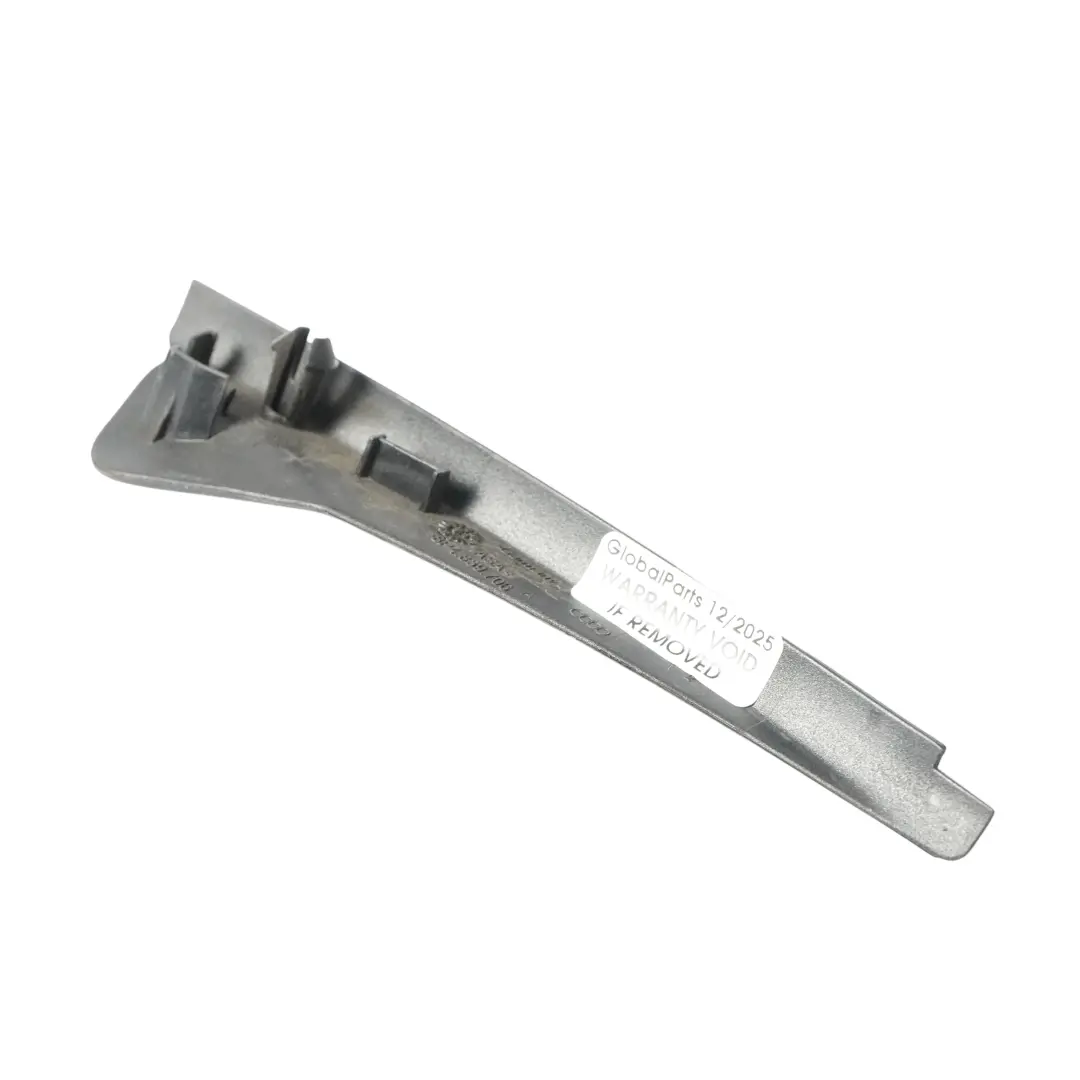 Puerta Trasera Embellecedor Superior Lateral Tapa Derecha para Audi A3 8P con número de pieza 8P4839706A Audi A3 8P Puerta Trasera Embellecedor Superior Lateral Tapa Derecha - SKU 8P4839706A - Número de pieza 8P4839706A