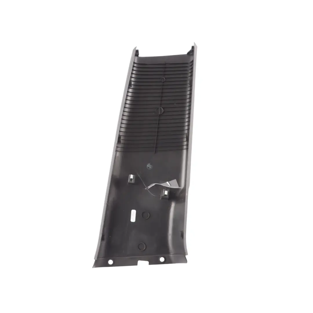 Revestimiento Columna Pilar B Izquierdo Negro Soul para Audi A3 8P con número de pieza 8P4867239 Audi A3 8P Revestimiento Columna Pilar B Izquierdo Negro Soul - SKU 8P4867239 - Número de pieza 8P4867239