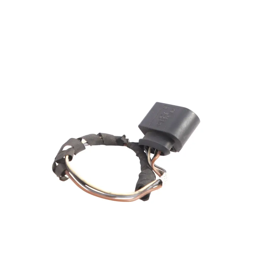 Lamp Light Outer Wiring Loom Harness Left N/S to Audi A3 8P Rear Tailgate with Part number 8P4945095 Audi A3 8P Rear Tailgate Lamp Light Outer Wiring Loom Harness Left N/S - SKU 8P4945095-1 - Part number 8P4945095