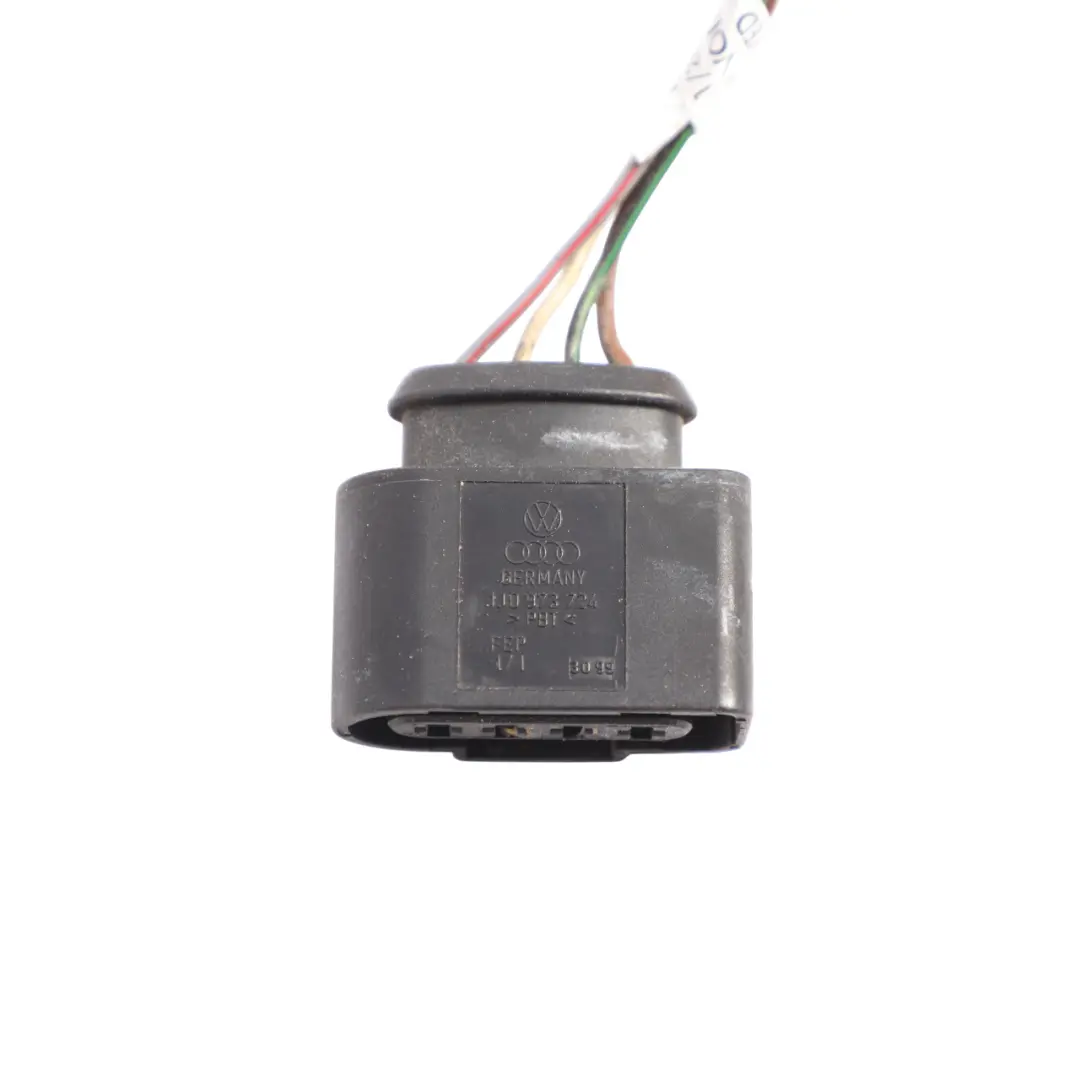 Outer Lamp Light Wiring Harness Right O/S 8P4945096 to Audi A3 8P Rear Tailgate with Part number 8P4945096-1 Audi A3 8P Rear Tailgate Outer Lamp Light Wiring Harness Right O/S 8P4945096 - SKU 8P4945096-1 - Part number 8P4945096-1