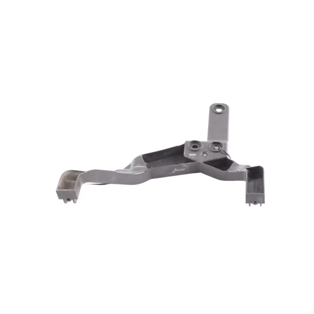 Bumper Bracket Mount Support Carrier Holder Right O/S to Audi TT FV Rear with Part number 8S0807330 Audi TT FV Rear Bumper Bracket Mount Support Carrier Holder Right O/S - SKU 8S0807330 - Part number 8S0807330
