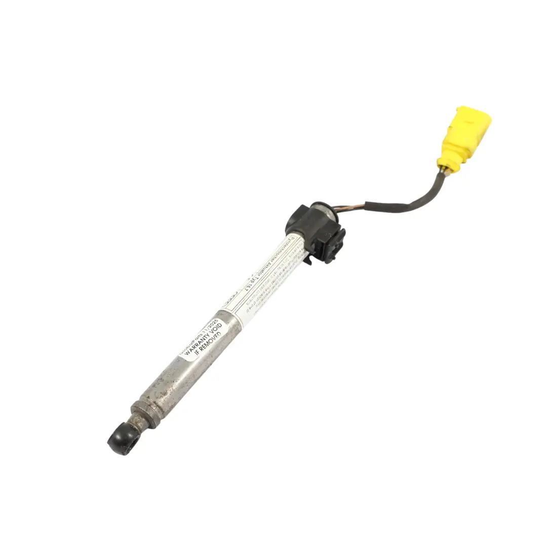 8S Attivatore Attuatore Protezione Pedoni Cofano Anteriore per Audi TT FV con numero di parte 8S0823823 Audi TT FV 8S Attivatore Attuatore Protezione Pedoni Cofano Anteriore - SKU 8S0823823 - Numero di parte 8S0823823