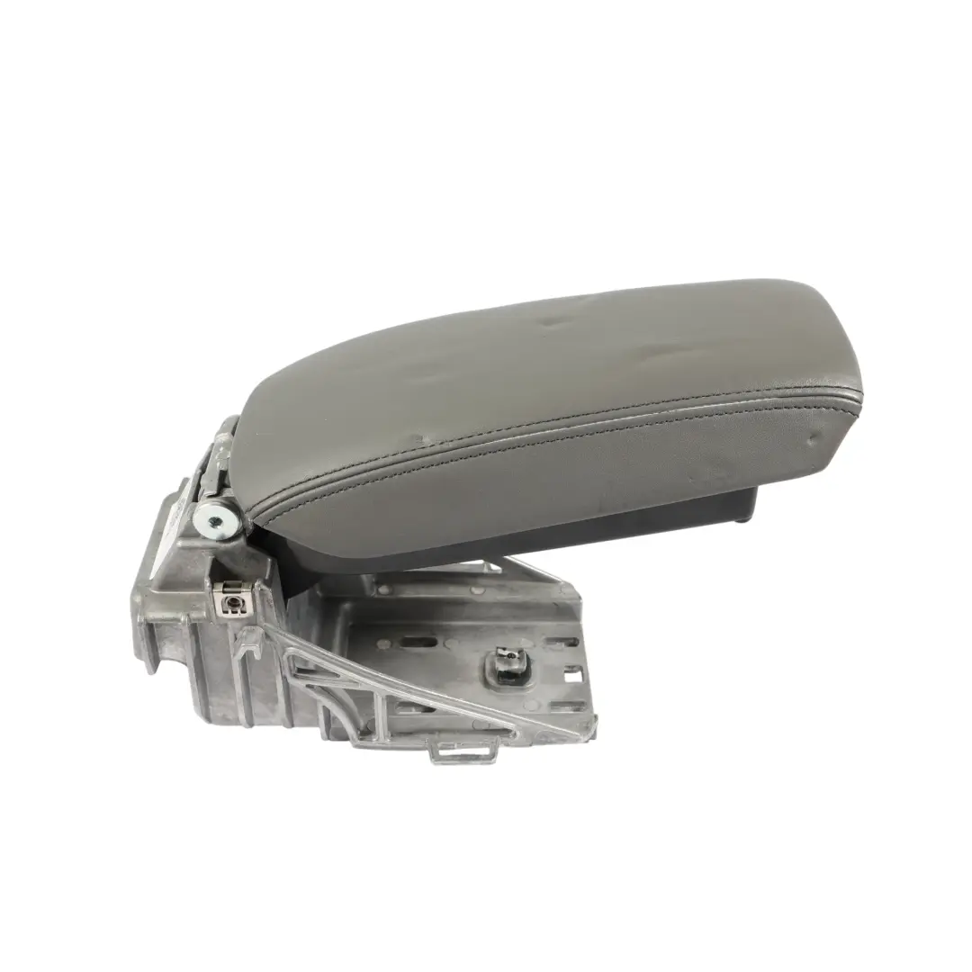 8S Bracciolo Centrale Consolle Portaoggetti Pelle Grigia per Audi TT FV con numero di parte 8S8864208C Audi TT FV 8S Bracciolo Centrale Consolle Portaoggetti Pelle Grigia - SKU 8S8864208C - Numero di parte 8S8864208C