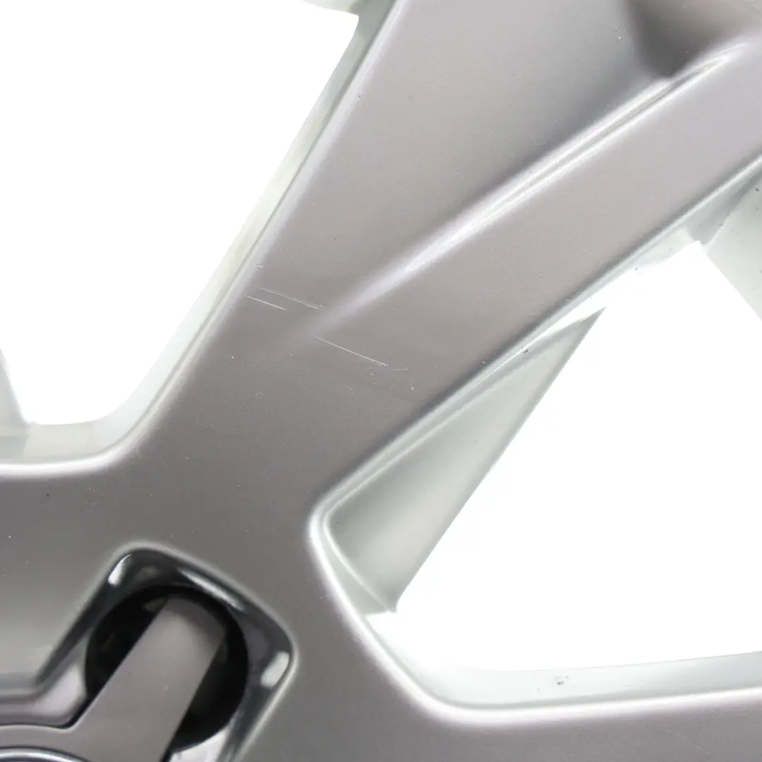 Cerchio In Lega Argento 17" 7.5J ET:28 7-Spoke per Audi A5 8T con numero di parte 8T0601025C Audi A5 8T Cerchio In Lega Argento 17" 7.5J ET:28 7-Spoke - SKU 8T0601025C-5 - Numero di parte 8T0601025C