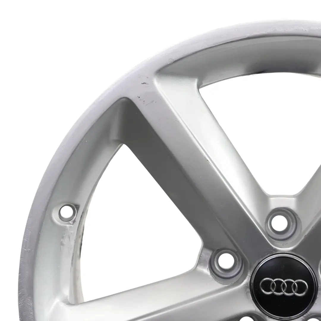 Cerchio In Lega 18" 8.5J ET:29 Le Mans Silver Star Spoke per Audi A5 8T con numero di parte 8T0601025M Audi A5 8T Cerchio In Lega 18" 8.5J ET:29 Le Mans Silver Star Spoke - SKU 8T0601025M-1 - Numero di parte 8T0601025M