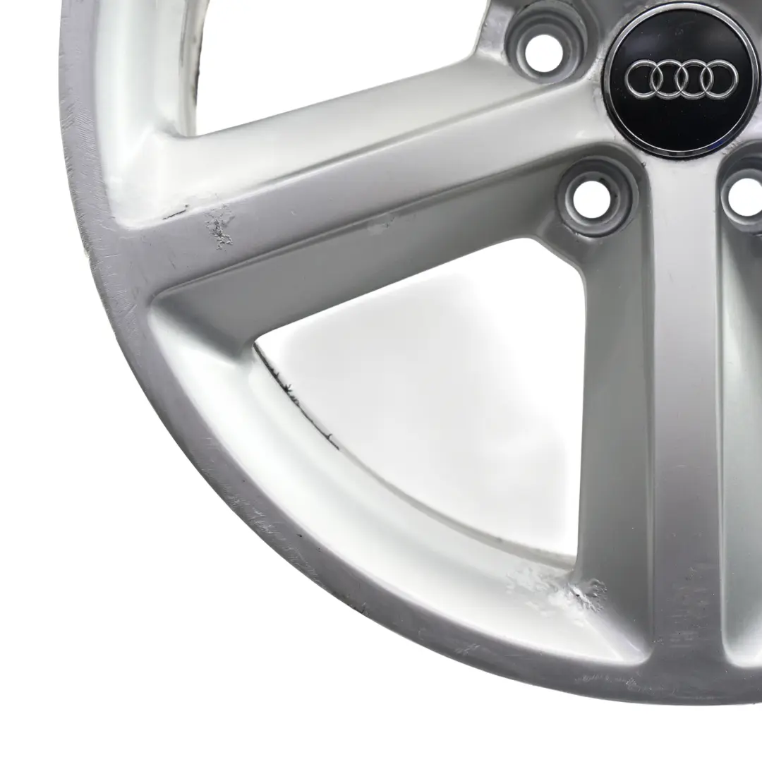 Cerchio In Lega 18" 8.5J ET:29 Le Mans Silver Star Spoke per Audi A5 8T con numero di parte 8T0601025M Audi A5 8T Cerchio In Lega 18" 8.5J ET:29 Le Mans Silver Star Spoke - SKU 8T0601025M-1 - Numero di parte 8T0601025M