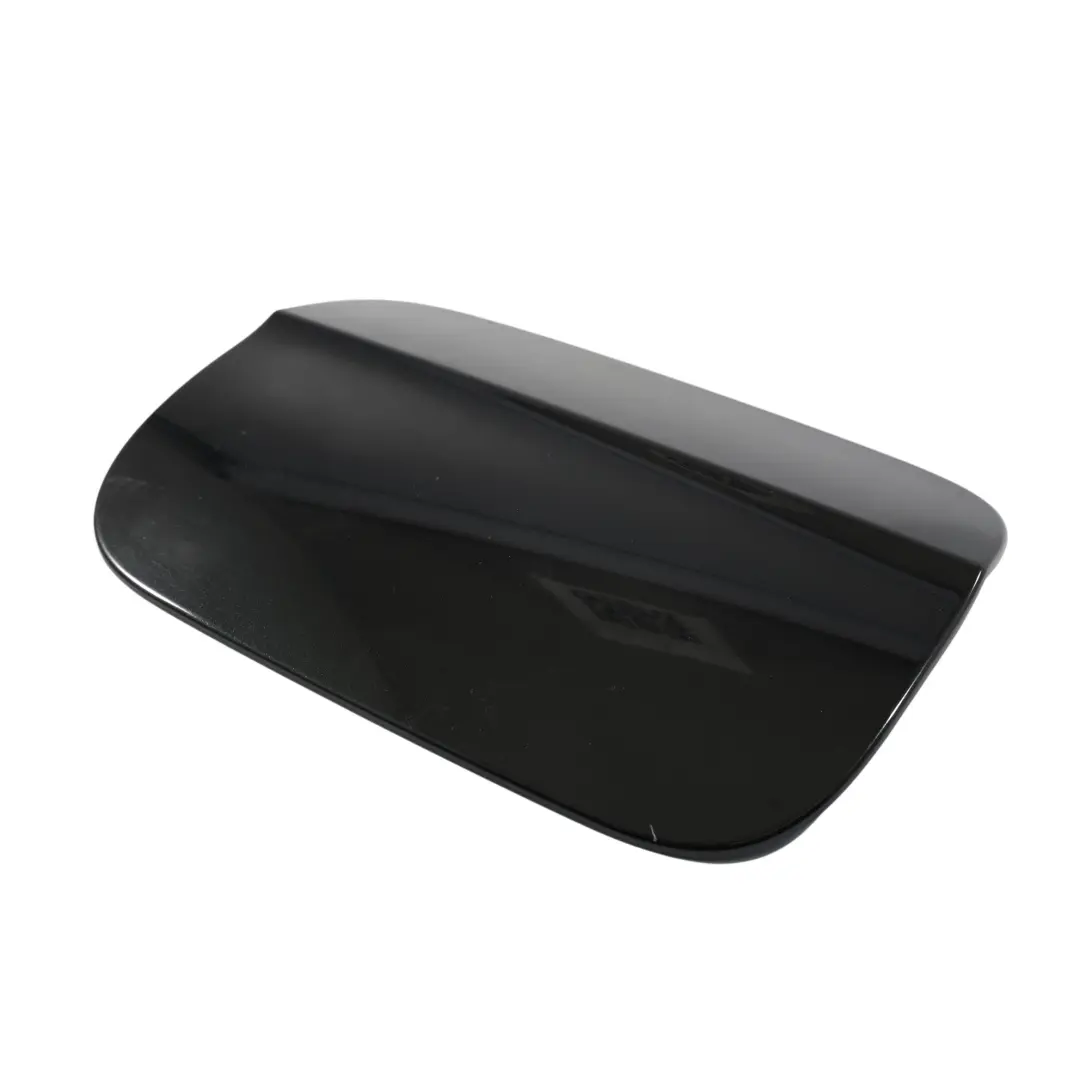 Coperchio Tappo Sportello Carburante Nero Fantasma - Z9Y per Audi A5 8T con numero di parte 8T0809907C Audi A5 8T Coperchio Tappo Sportello Carburante Nero Fantasma - Z9Y - SKU 8T0809907C-PHB - Numero di parte 8T0809907C